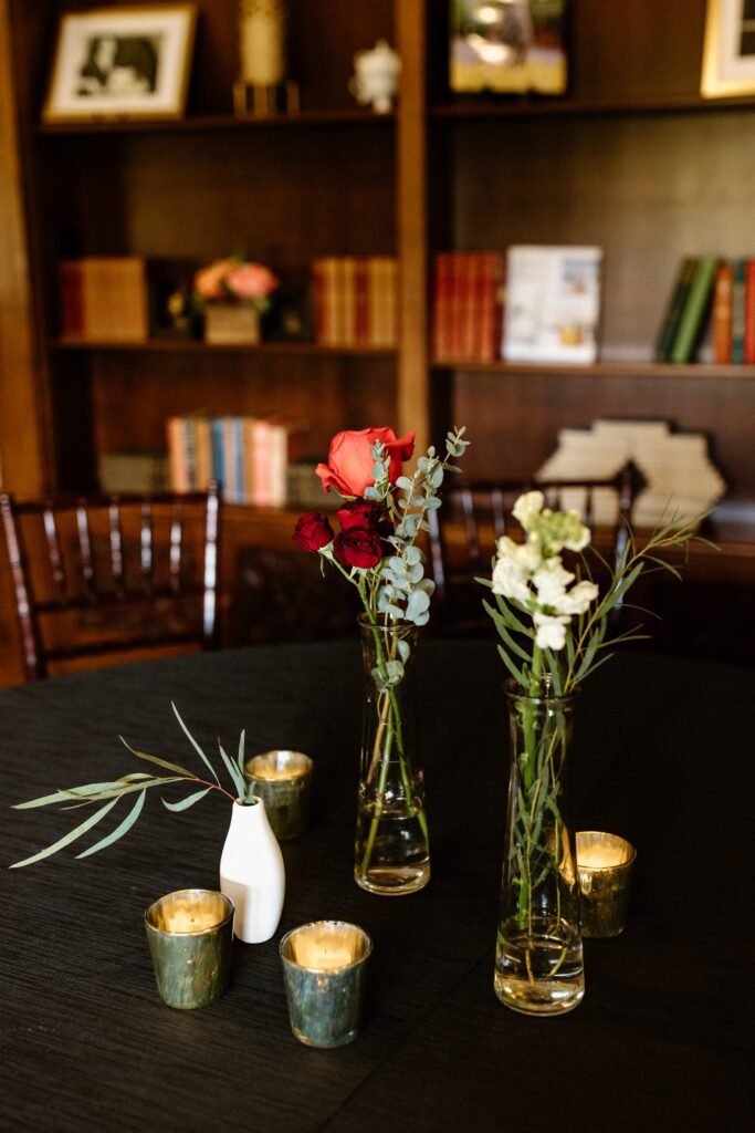 Simple floral centerpieces for Oklahoma wedding reception