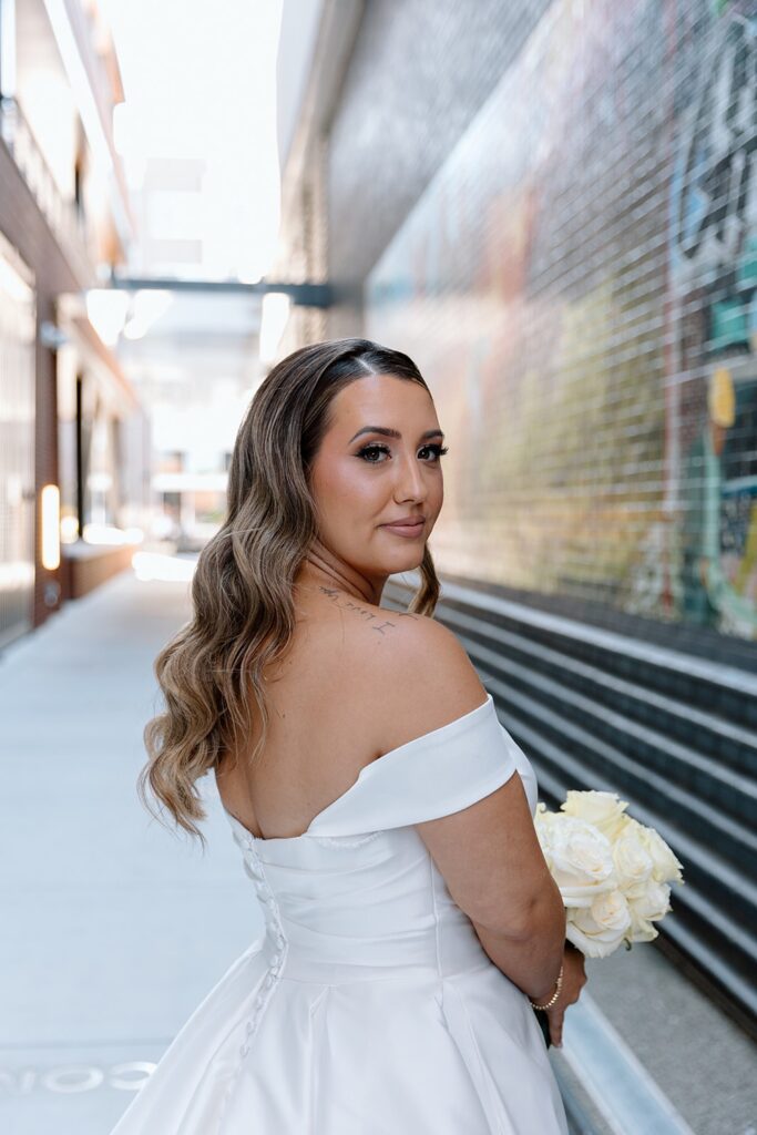 Bridal portraits for Tulsa downtown wedding at The Vista at 21