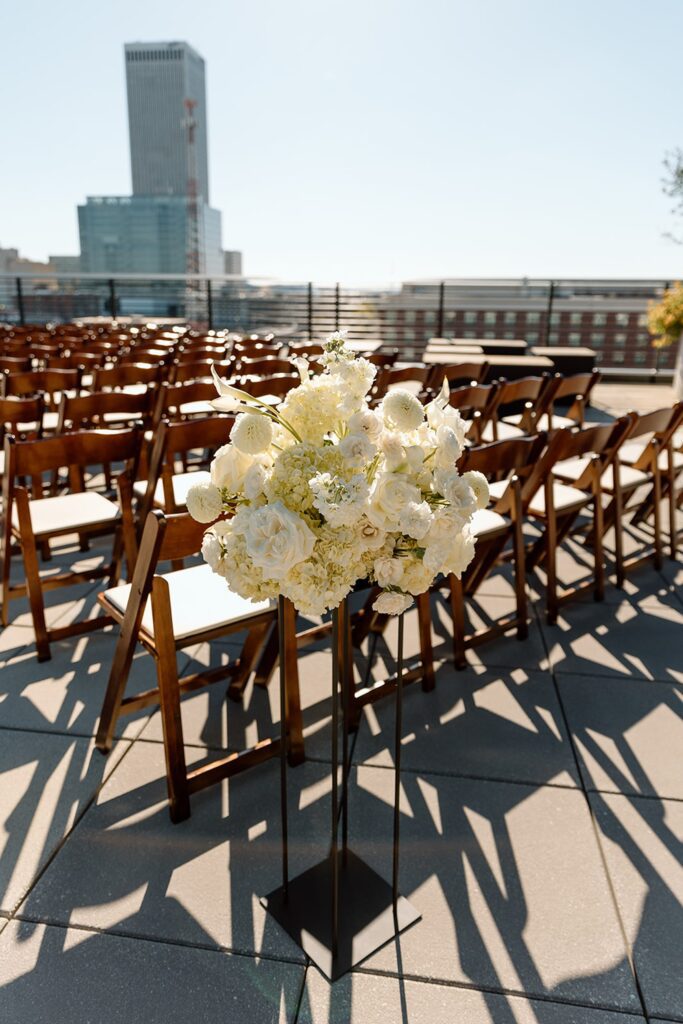 Floral arrangement for Rooftop wedding ceremony at The Vista at 21