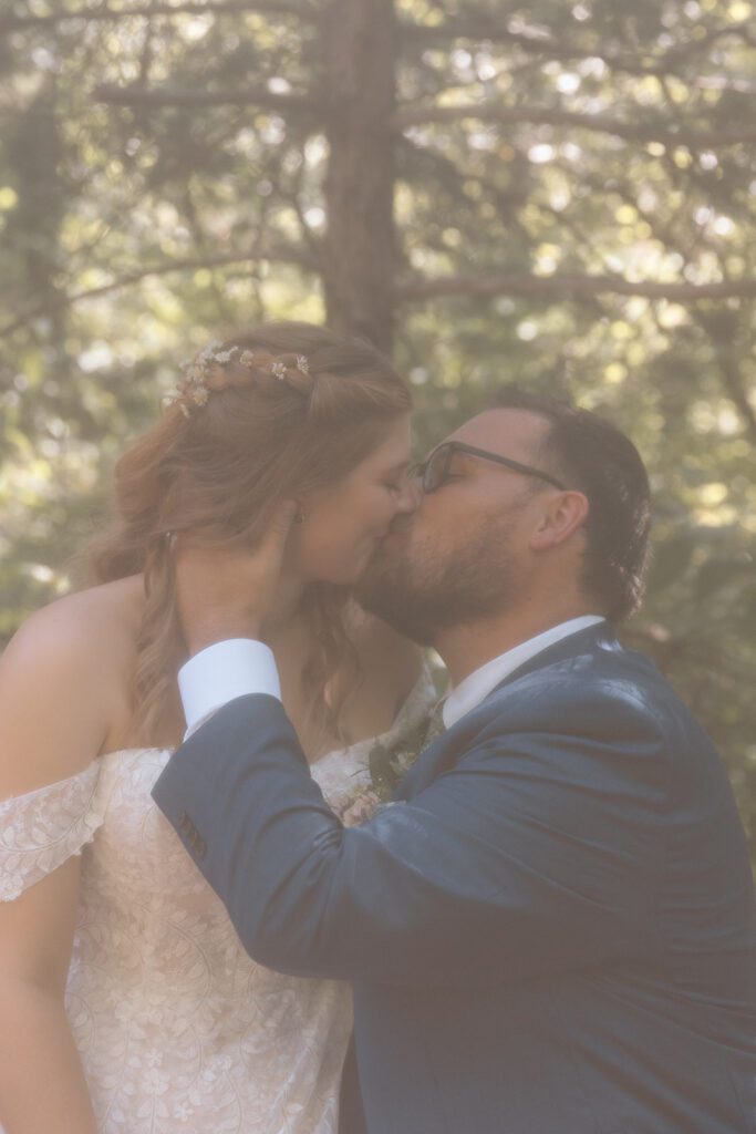 bride and groom kissing 