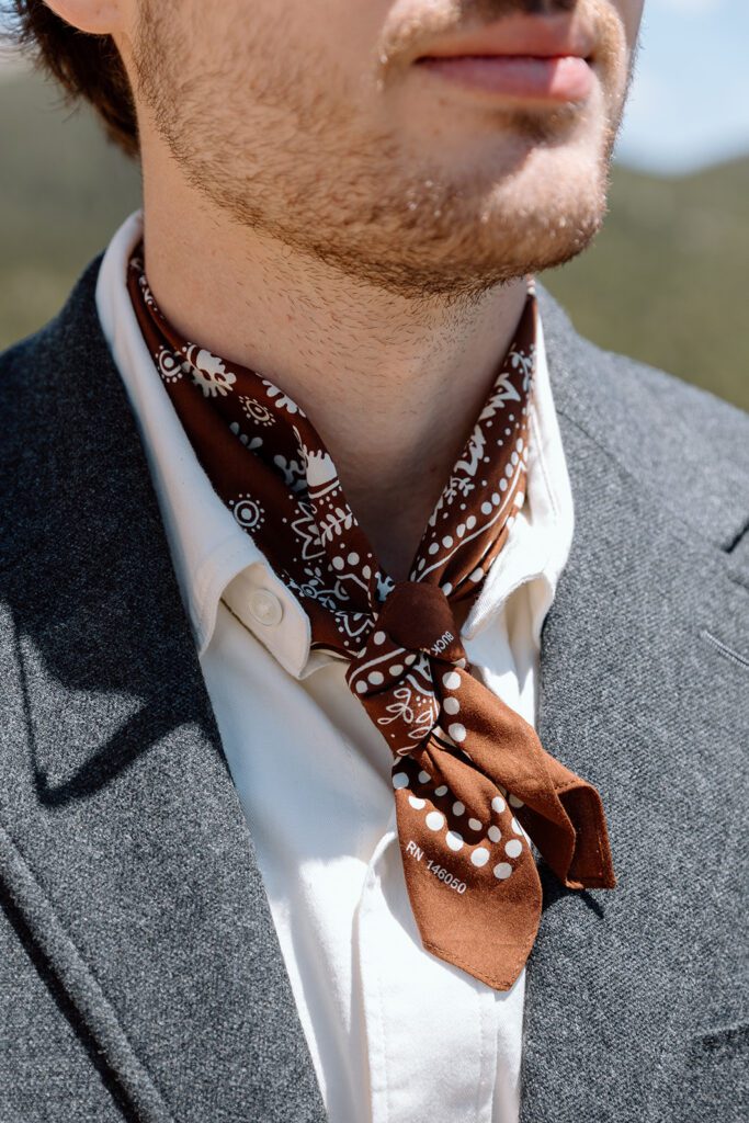 groom with neck scarf 